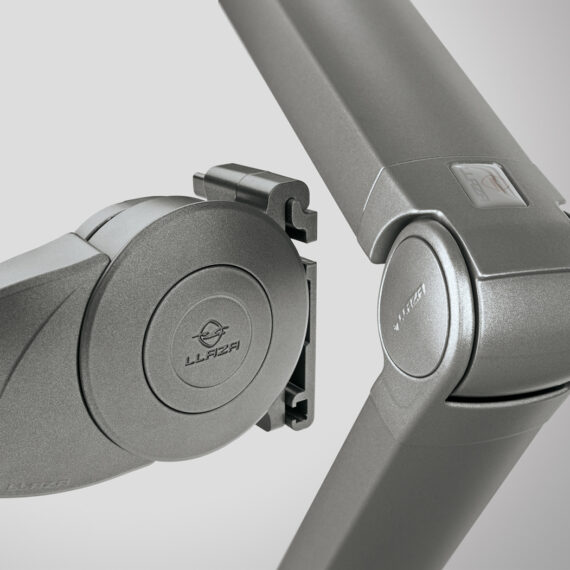 Awning arms for terraces in Marbella and the Costa del Sol