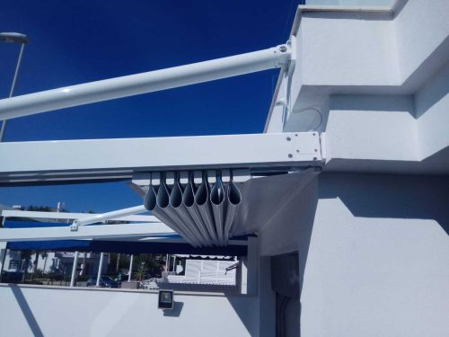 Eluha instalación de toldos y pérgolas retráctiles