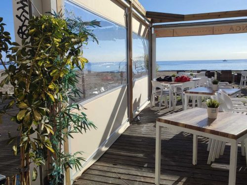 Eluha instalaciones en beach clubs en la Costa del Sol
