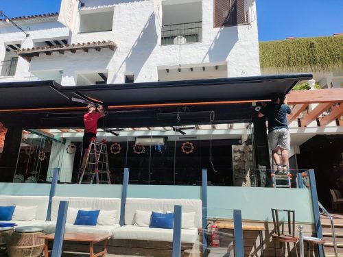 Eluha instalaciones en terrazas comerciales en la Costa del Sol