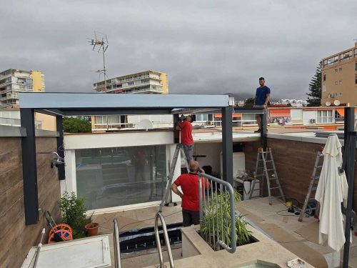 Eluha instalaciones de toldos en terrazas en la Costa del Sol