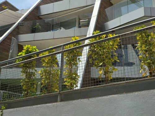 Eluha instalaciones de toldos en terrazas en Marbella