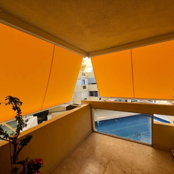 Installation of a retractable awning in a home in Marbella