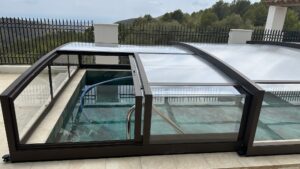 Cerramiento para piscinas en Sotogrande