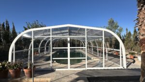 Cerramiento para piscinas en la Costa del Sol