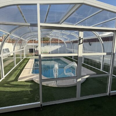 Cerramiento para piscinas en Marbella