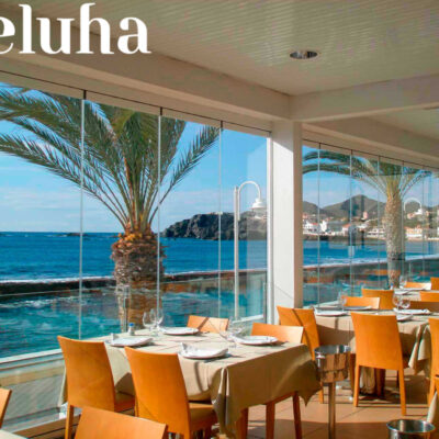 Glass curtains for enclosing terraces, porches, balconies and commercial spaces